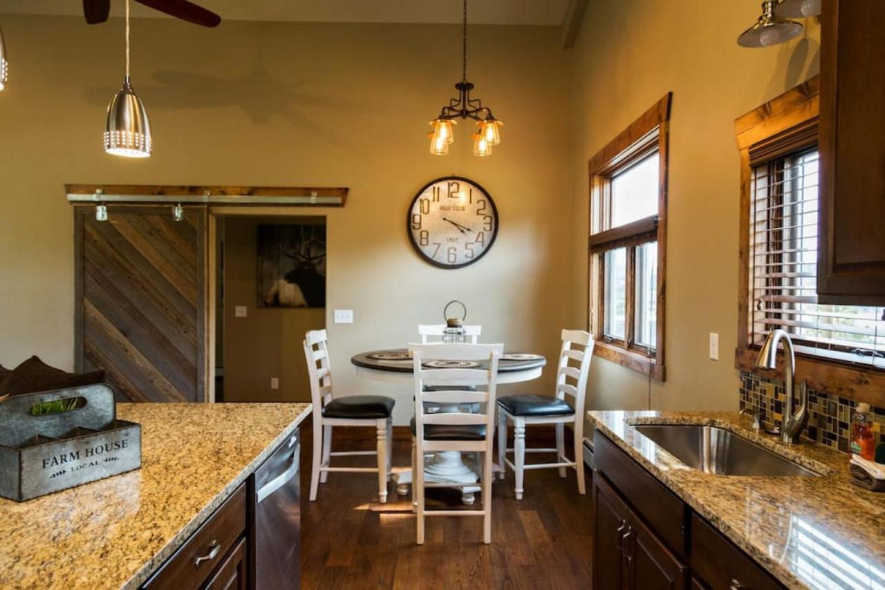 Spacious 2Nd Story Loft With Awesome Views Estes Park Kültér fotó